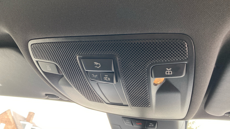 Mercedes-Benz B-Class B180d AMG Line Premium 5dr Auto Diesel Hatchback